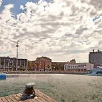 Bed & Breakfast Moon House Cagliari