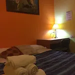 Bed & Breakfast Moon House *