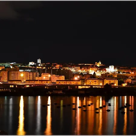 فندق مبيت وإفطار Moon House كالياري