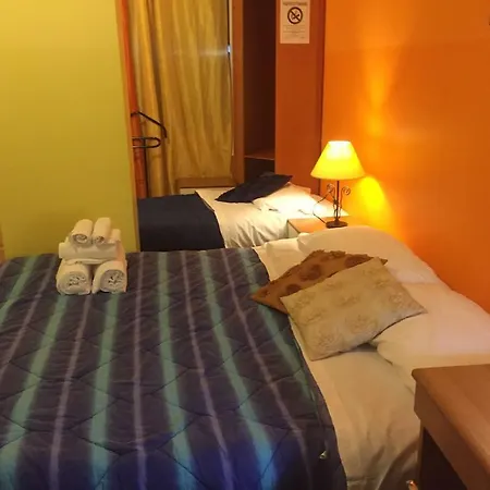 Moon House 住宿加早餐酒店 *