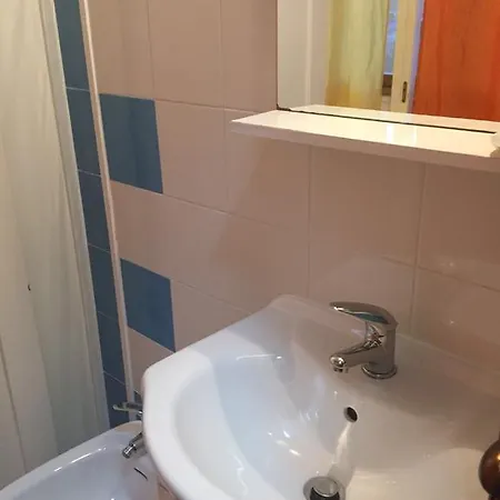 Moon House 住宿加早餐酒店 *